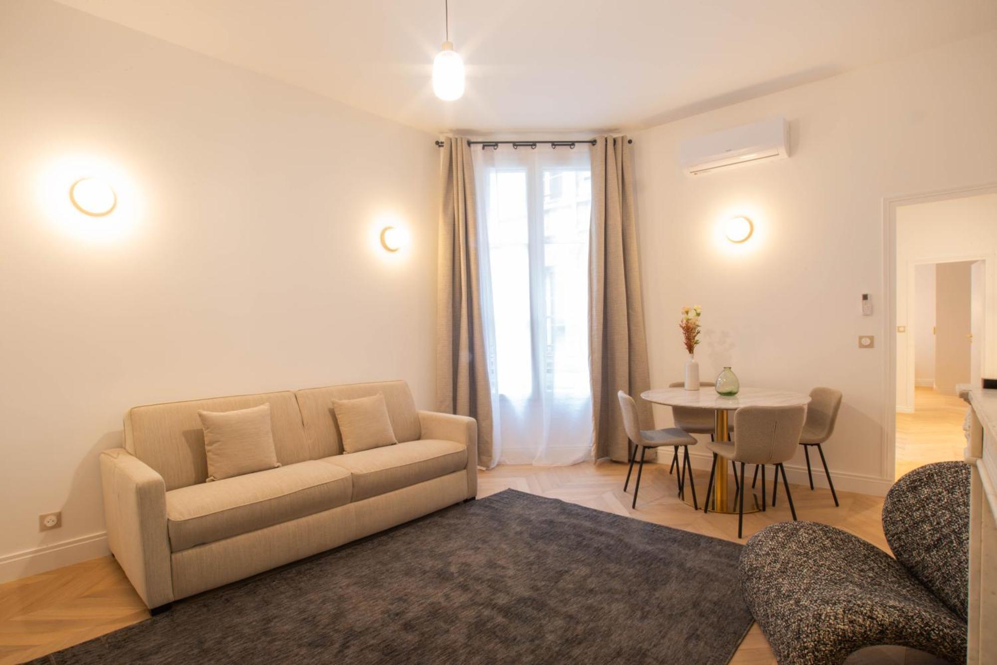 Quartier Libre Madeleine Apartment Paris Exterior photo